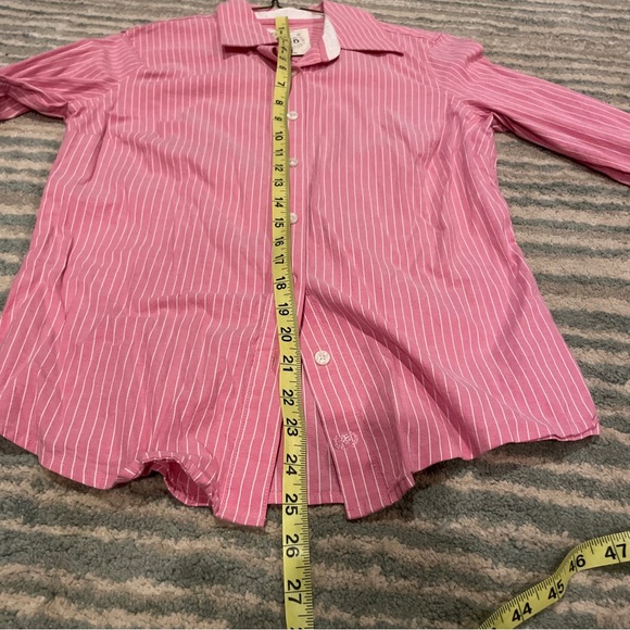 Izod Button Down Shirt Blouse Pink Striped Sz Small - Picture 10 of 11